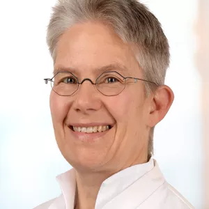 Dr. med. Angelika Hilker