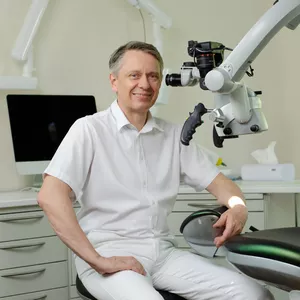 Dr. med. dent. Christoph Huhn