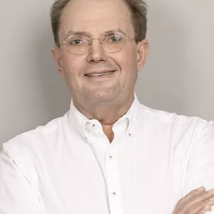 Dr. med. dent. Klaus Schmitz