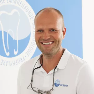 Dr. med. dent. Steffen Beyer