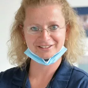 Dr. Annett Wessel