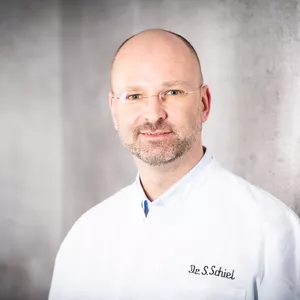 Dr. med. Sebastian Schiel