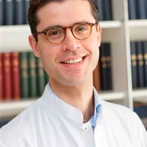 Dr. med. Vasileios Ntoukas
