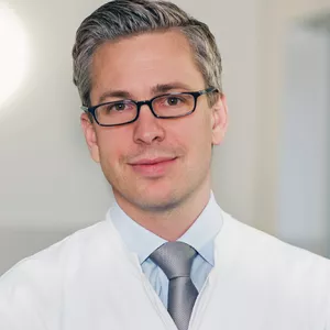 Prof. Dr. Florian Haasters