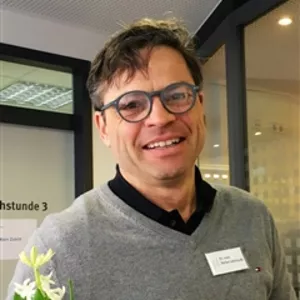Dr. med. Stefan Lehnhardt
