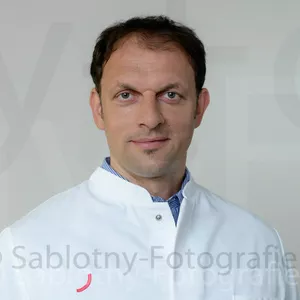 Prof. Dr. med. Mario Cabraja