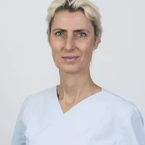 Dr. med. Karin B. Leonhardt