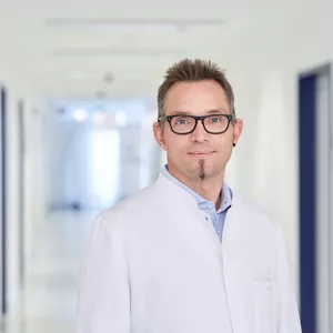Dr. med. Björn Schultheis