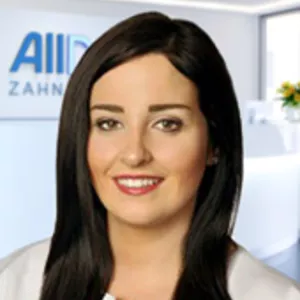  Jasmin Al- Zuebi