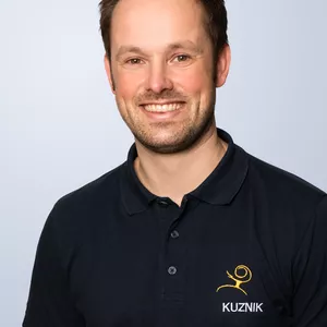  Alexander Kuznik