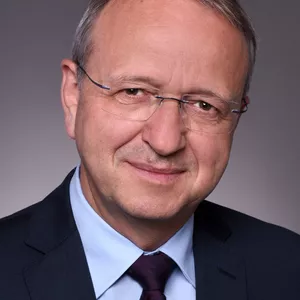 Prof. Dr. med. Stefan Benz