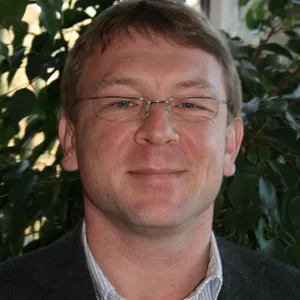 Dr. med. Henrik Lüder