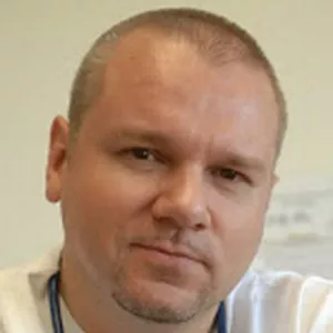 Dr. Ivan Bednarik