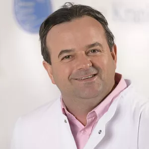 Dr. med. Jan-Peter Siegers