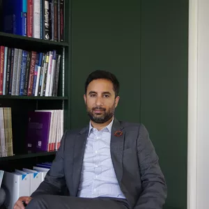 Dr. Peyman Bamdad