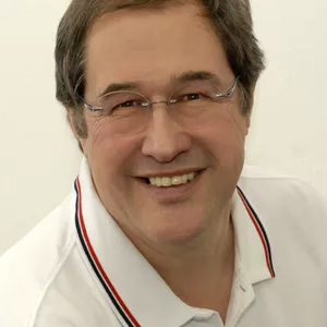  Herbert Schmitt