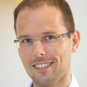 Dr. Christoph Kossack
